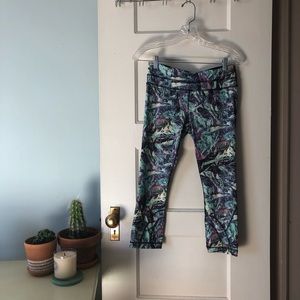 Lululemon Run: Inspire Crop II *Full-On Luxtreme